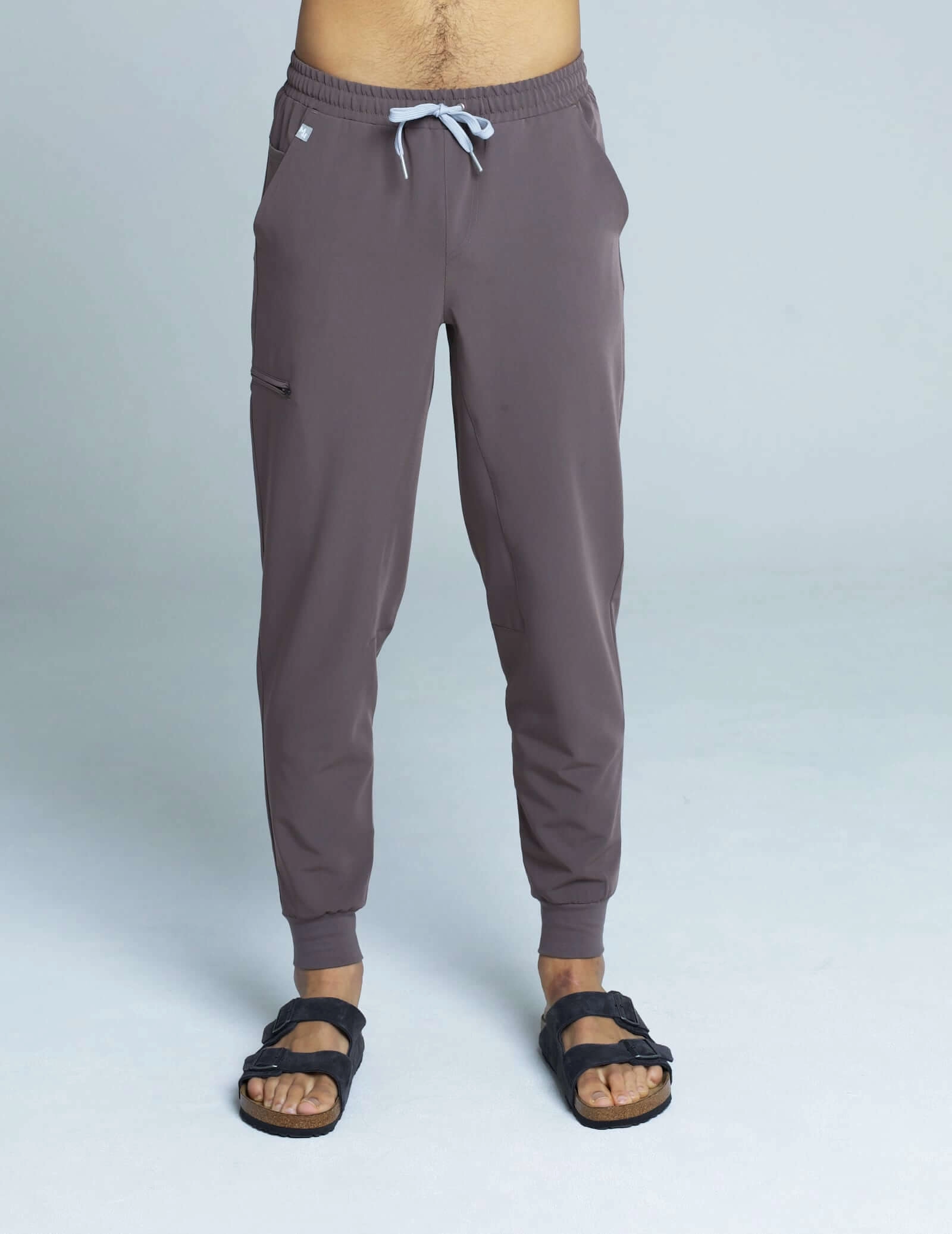 OUTLET Pánske nohavice Joggers - CHOCOLATE BROWN